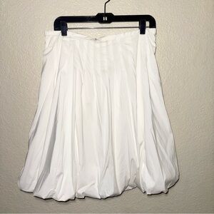 BCBGMAXAZRIA White Bubble Skirt Women’s 8 Pleated High Waist Knee Length Preppy